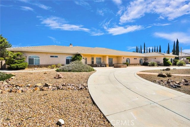 7091 Coriander, Oak Hills, CA 92344