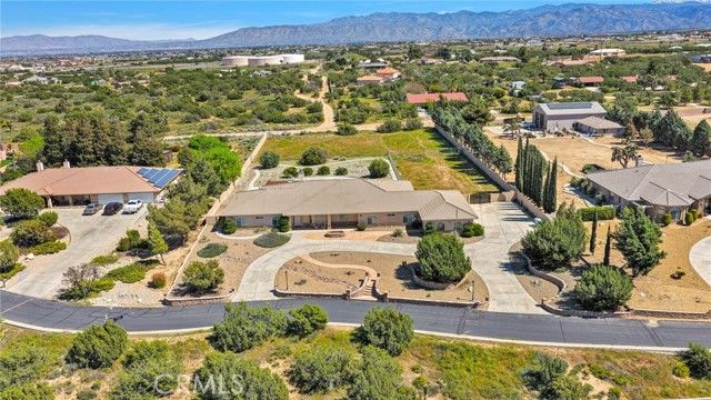 7091 Coriander, Oak Hills, CA 92344