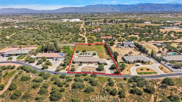 7091 Coriander, Oak Hills, CA 92344