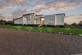 1347 Bordeaux, New Braunfels, TX 78132