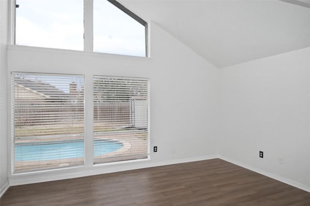 13811 Crosshaven Drive, Houston, TX 77015