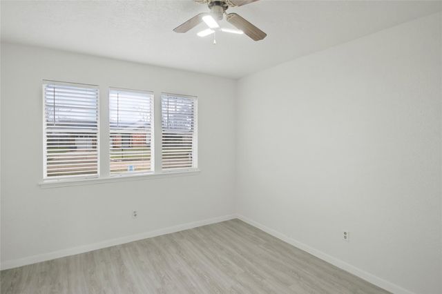 13811 Crosshaven Drive, Houston, TX 77015