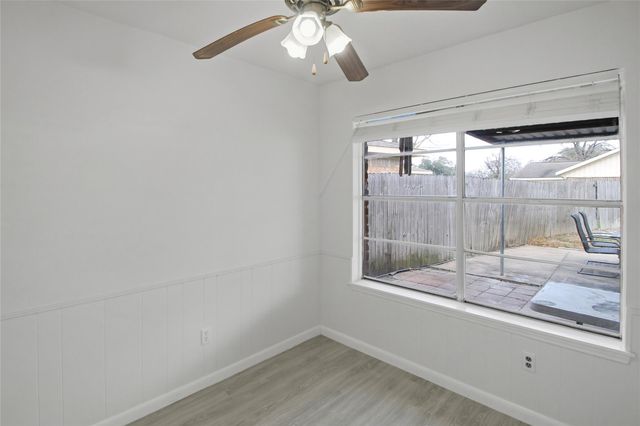 13811 Crosshaven Drive, Houston, TX 77015