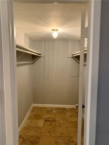 2400 Jarratt Ave C, Austin, TX 78703