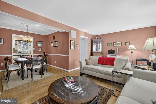 174 FAIRFIELD DR, Warrenton, VA 20186