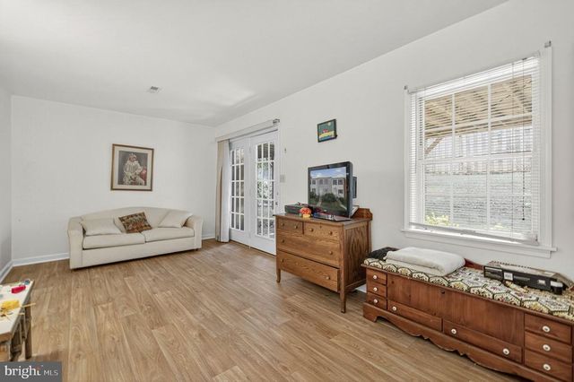 174 FAIRFIELD DR, Warrenton, VA 20186