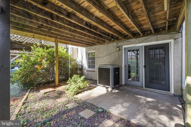 174 FAIRFIELD DR, Warrenton, VA 20186