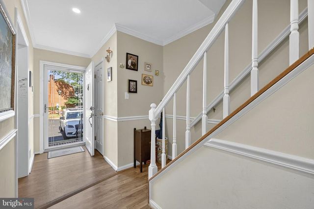 174 FAIRFIELD DR, Warrenton, VA 20186