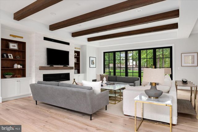 1446 COLA DR, Mclean, VA 22101