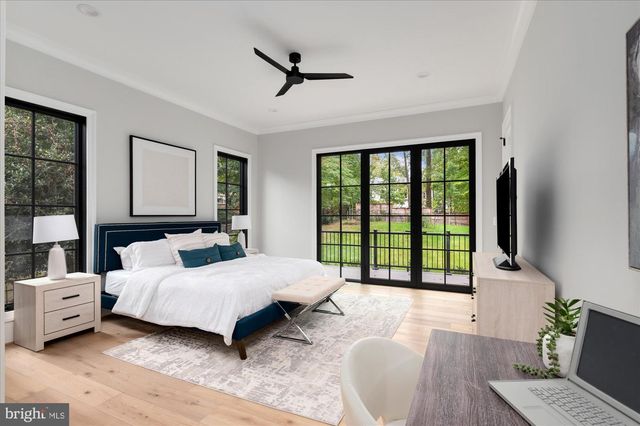 1446 COLA DR, Mclean, VA 22101