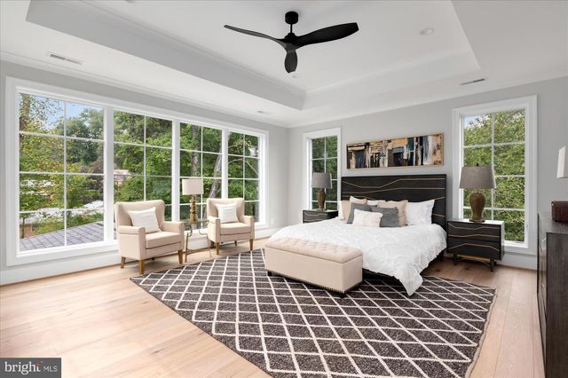 1446 COLA DR, Mclean, VA 22101