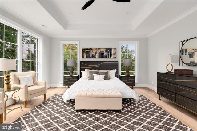 1446 COLA DR, Mclean, VA 22101