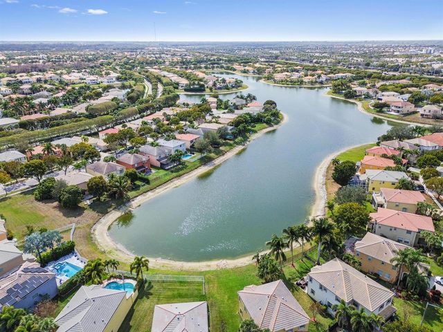 9709 Wyeth Court, Wellington, FL 33414