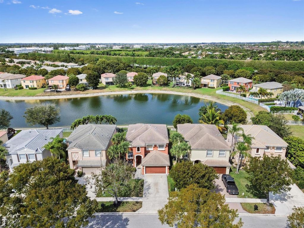 9709 Wyeth Court, Wellington, FL 33414