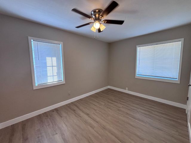 421 Macarthur St, Sacramento, CA 95838