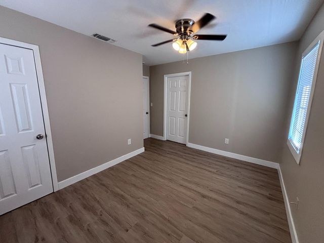 421 Macarthur St, Sacramento, CA 95838