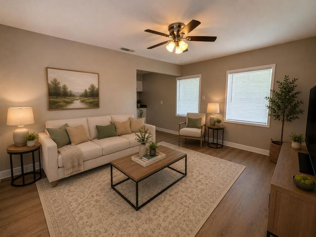 421 Macarthur St, Sacramento, CA 95838
