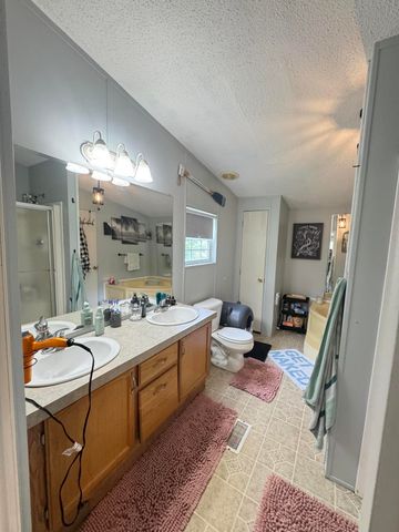 62 Shady Lane, Berea, KY 40403
