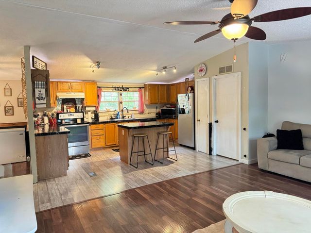 62 Shady Lane, Berea, KY 40403