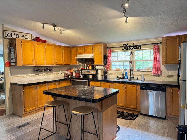 62 Shady Lane, Berea, KY 40403