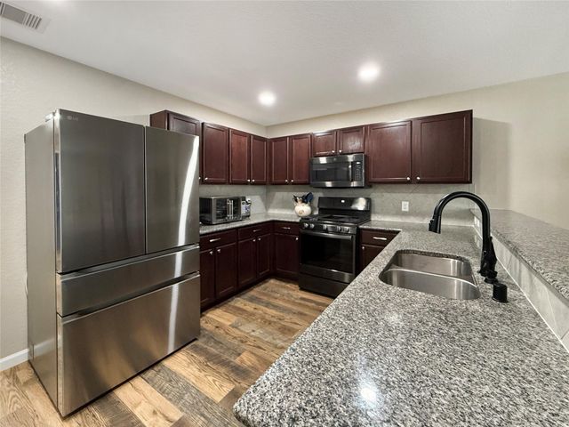 2426 Zephyr Lane, Rosenberg, TX 77471