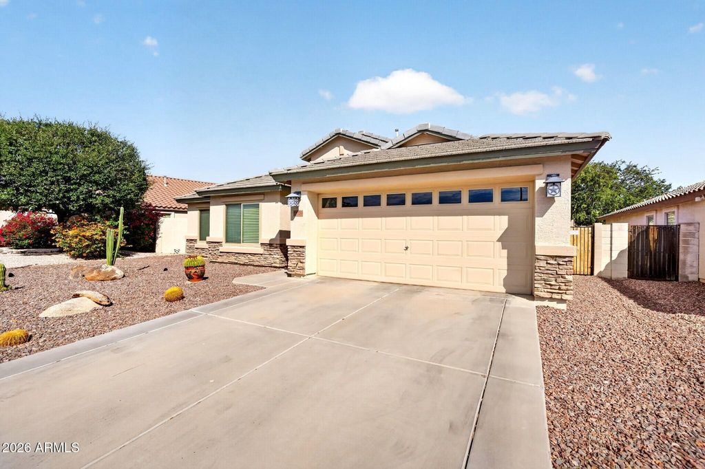 17724 W EUGENE Terrace, Surprise, AZ 85388 — photo 3