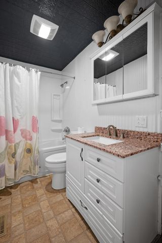 5641 Larch Drive, Jackson, MI 49201