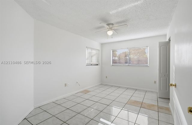 20761 NE 4th Pl 104, Miami, FL 33179