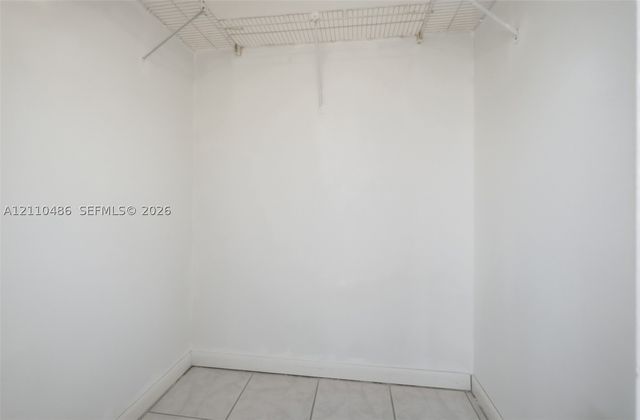 20761 NE 4th Pl 104, Miami, FL 33179