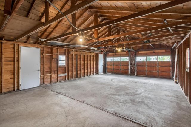 373 105th Avenue NE, Blaine, MN 55434