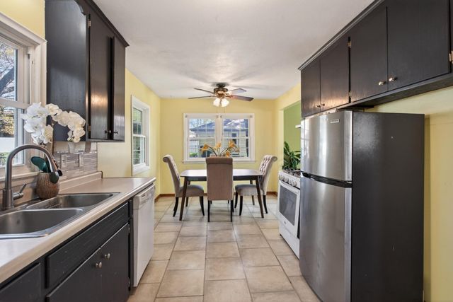 373 105th Avenue NE, Blaine, MN 55434