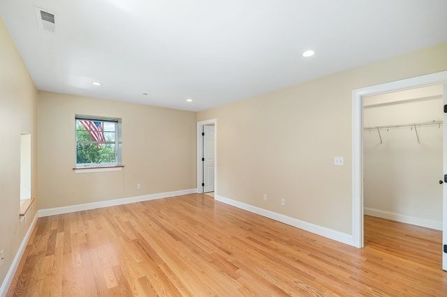 152 Water St 13, Danvers, MA 01923