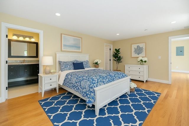 152 Water St 13, Danvers, MA 01923