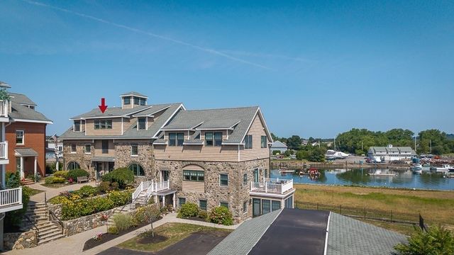 152 Water St 13, Danvers, MA 01923