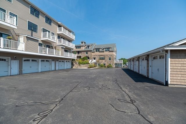 152 Water St 13, Danvers, MA 01923