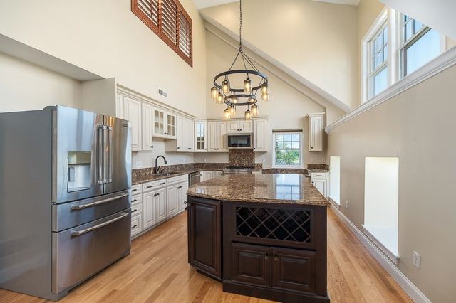 152 Water St 13, Danvers, MA 01923
