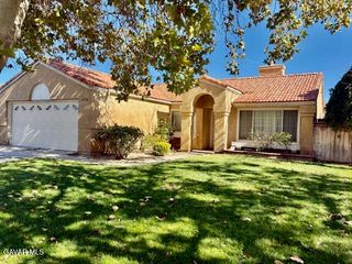 45724 Victoria Avenue, Lancaster, CA 93534
