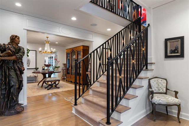 1202 Larchmont Lane, Nichols Hills, OK 73116