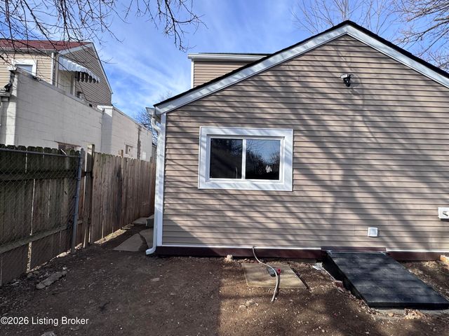 207 N 19th St, Louisville, KY 40203