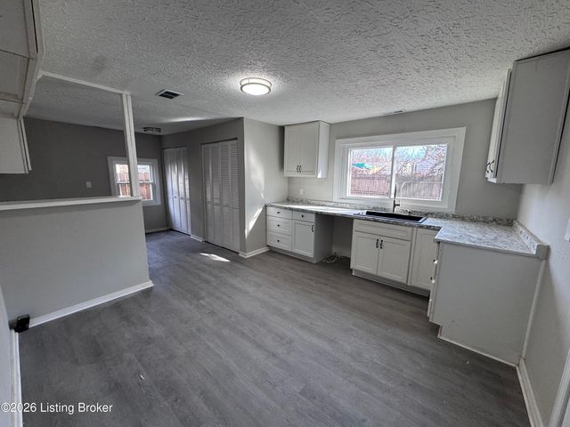 207 N 19th St, Louisville, KY 40203