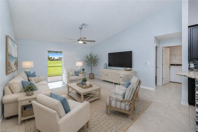 1528 NW 29th PL, Cape Coral, FL 33993
