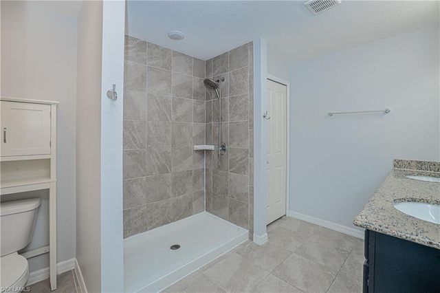 1528 NW 29th PL, Cape Coral, FL 33993