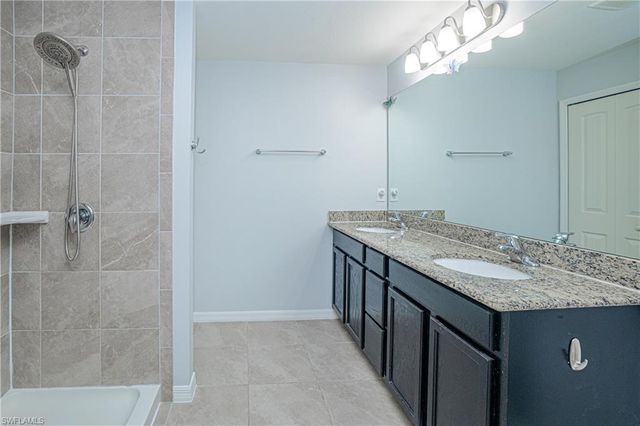 1528 NW 29th PL, Cape Coral, FL 33993
