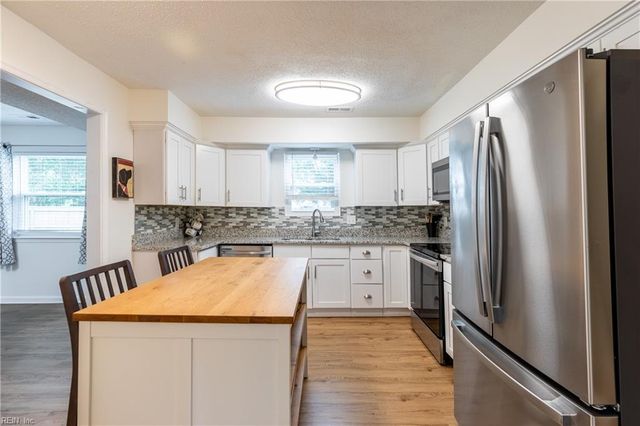1529 Chilworth CT, Virginia Beach, VA 23464