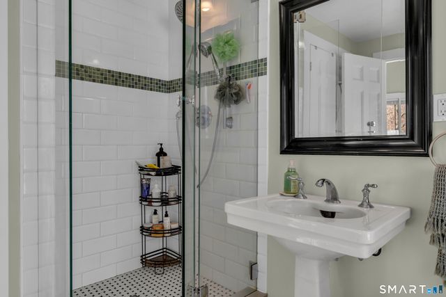 3 Ferry Road, Lyme, CT 06371