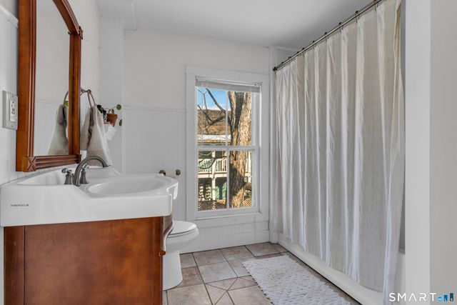 3 Ferry Road, Lyme, CT 06371