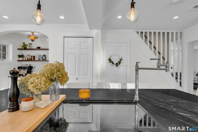 3 Ferry Road, Lyme, CT 06371