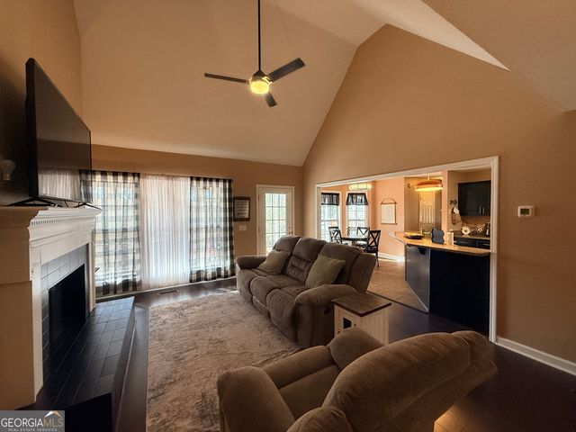 1523 Country Walk Drive, Statesboro, GA 30458