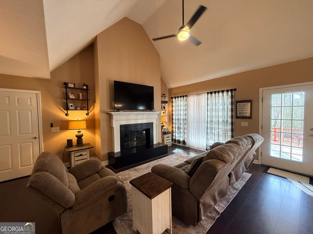 1523 Country Walk Drive, Statesboro, GA 30458