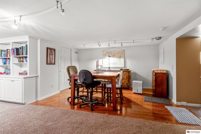 8519 N 48th Circle, Omaha, NE 68152